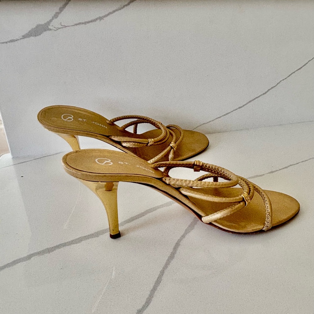 St. John Metallic Gold Women's Sandals - Picture 8 of 9